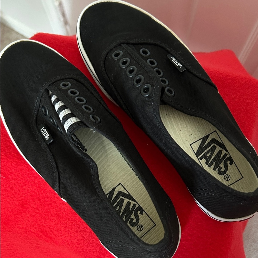 Women’s Vans Classic Black stripe Canvas Slip-Ons
